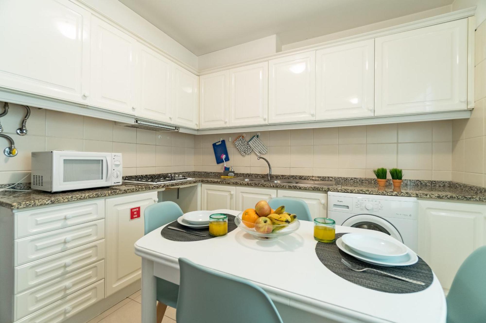 Apartamento Netos - By Wehost フンシャル エクステリア 写真
